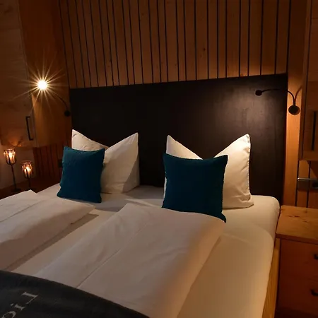 Kohler Komplett Neu Renoviert E-ladestaion Kostenlos Mittelberg